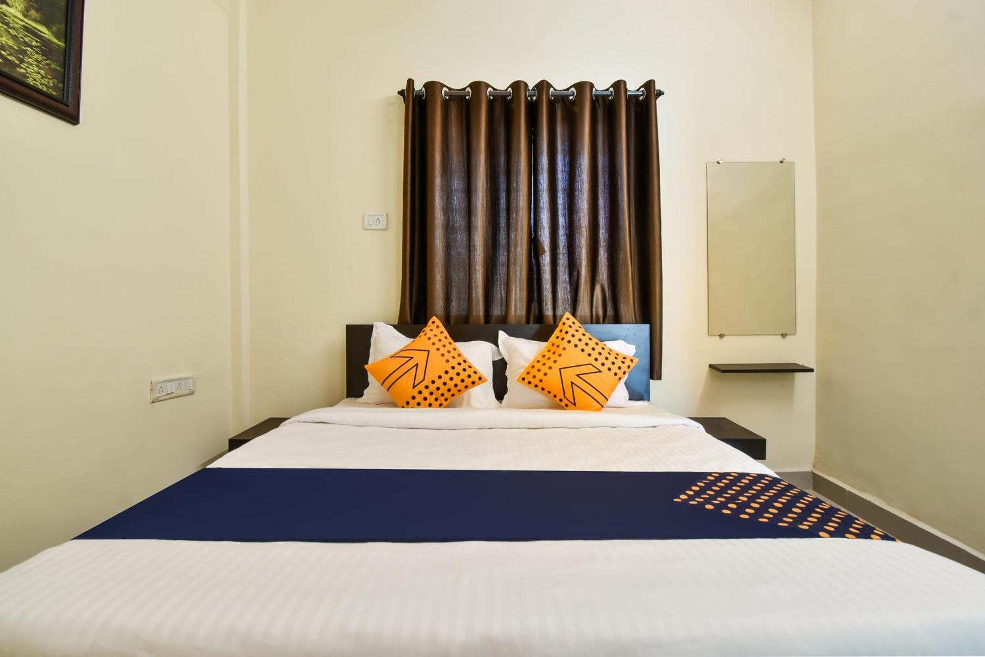 Spot On Carnival Resorts Rāipur エクステリア 写真