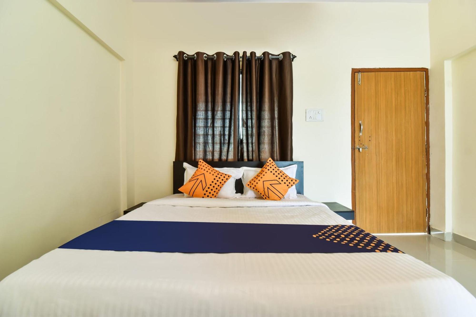 Spot On Carnival Resorts Rāipur エクステリア 写真