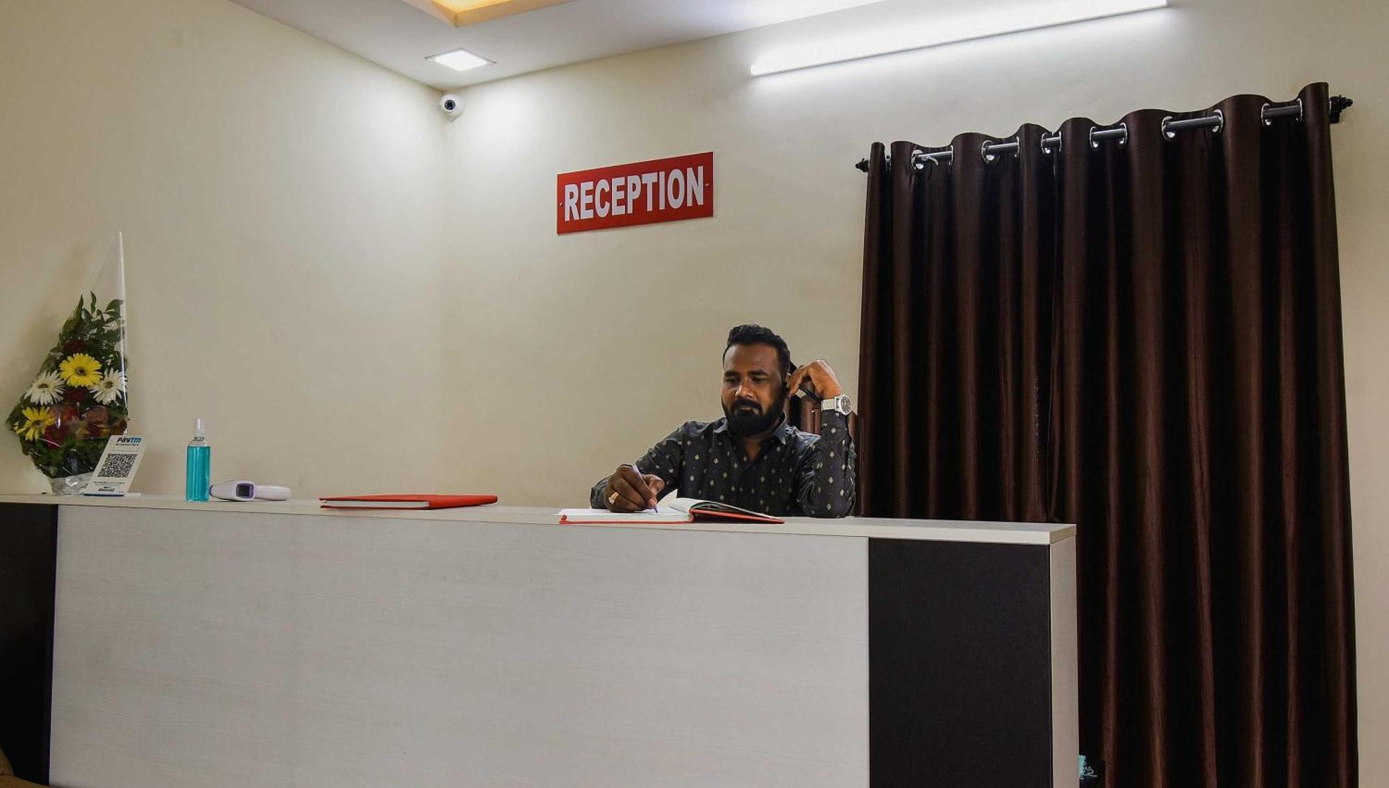Spot On Carnival Resorts Rāipur エクステリア 写真