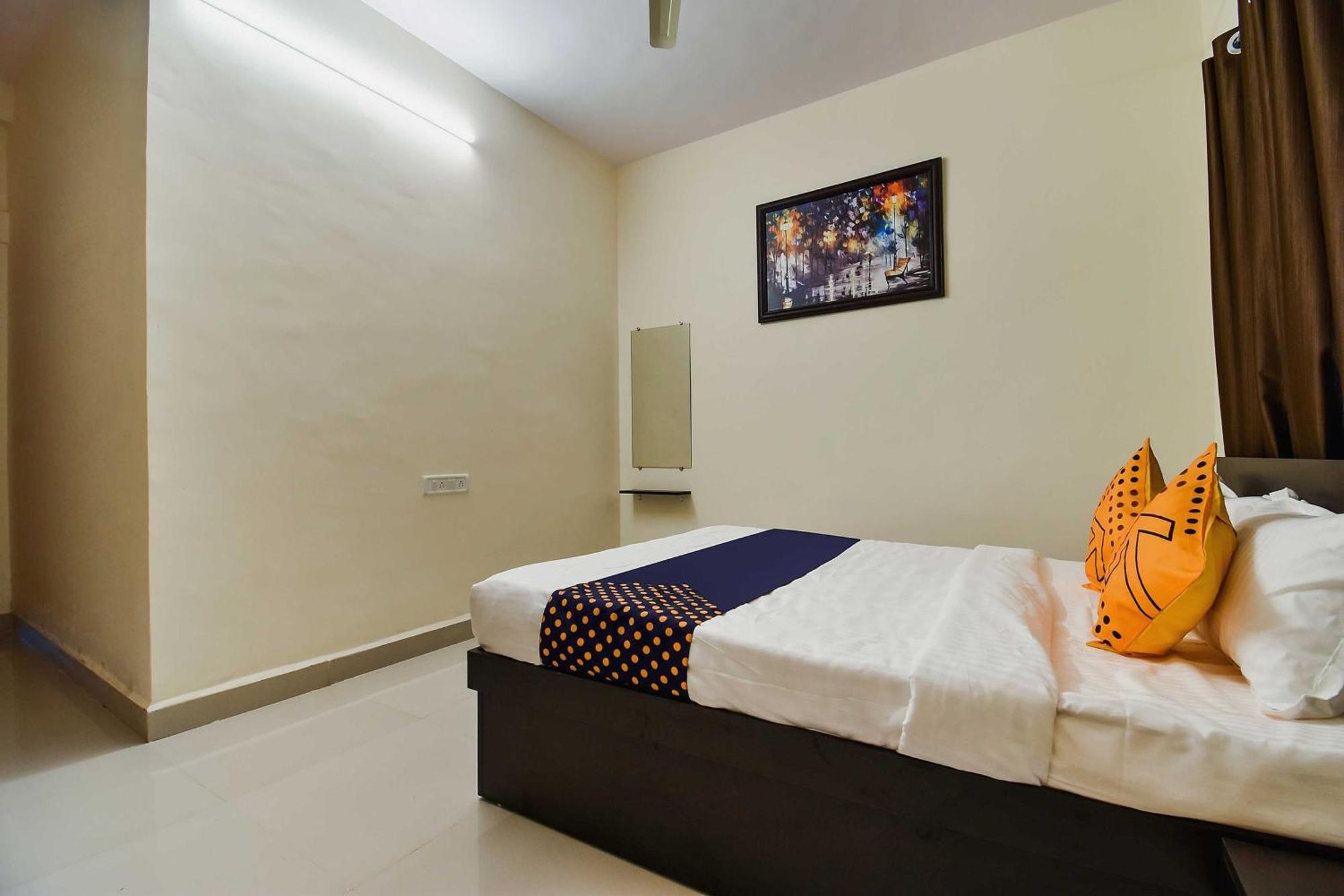 Spot On Carnival Resorts Rāipur エクステリア 写真